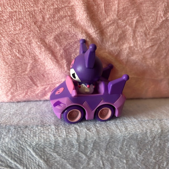 Kuromi Purple Toy Car - Picture 2 of 4